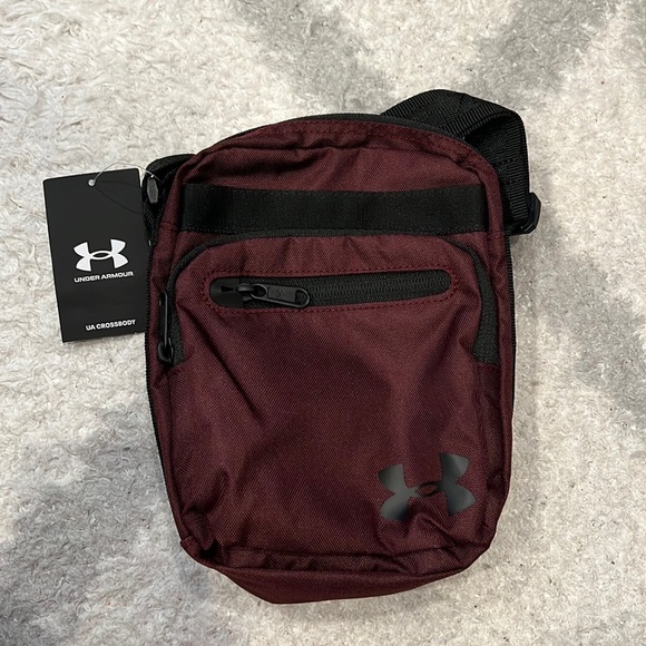 Under armour crossbody - Picture 1 of 6